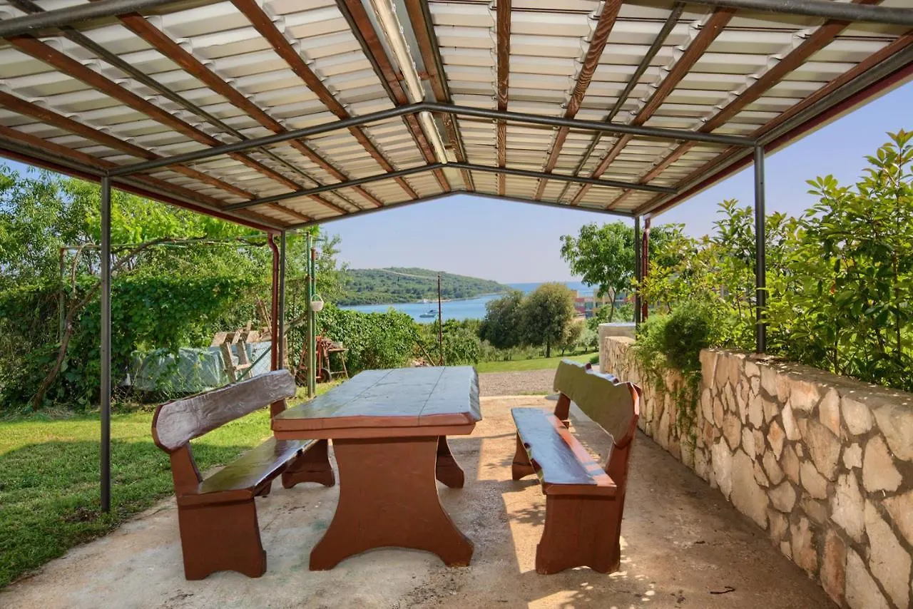 Apartment Marin 2 Near The Beach Banjole