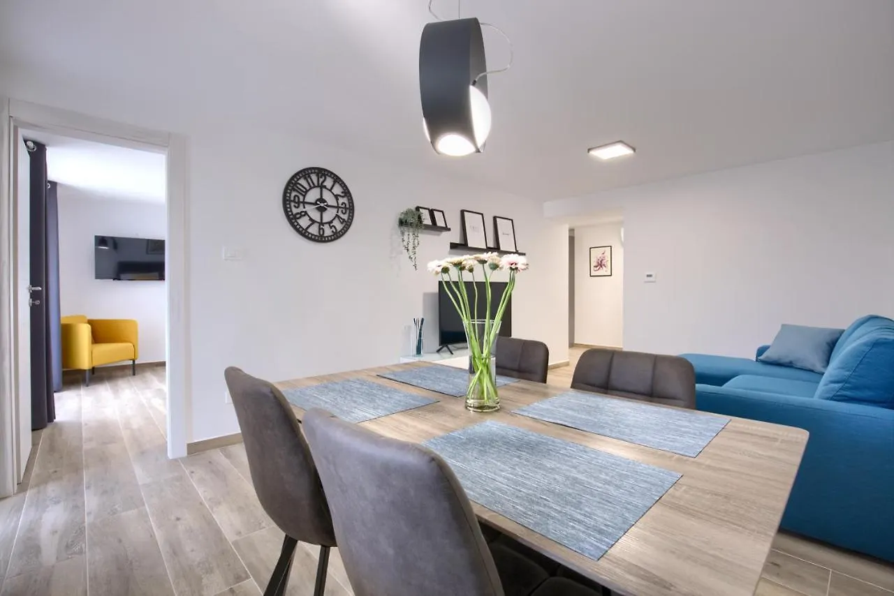 Apartment Marin 2 Near The Beach Banjole Croatia